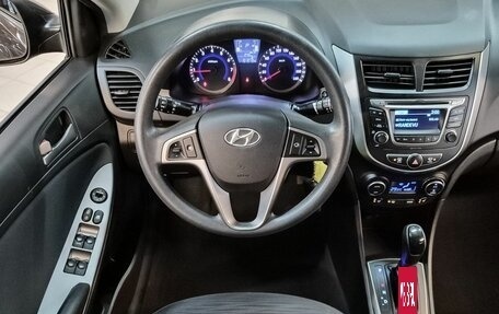 Hyundai Solaris II рестайлинг, 2015 год, 1 115 000 рублей, 15 фотография