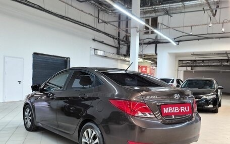 Hyundai Solaris II рестайлинг, 2015 год, 1 115 000 рублей, 4 фотография