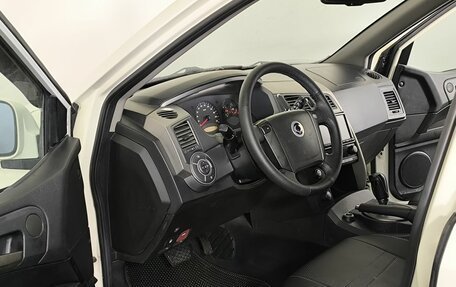 SsangYong Kyron I, 2013 год, 890 000 рублей, 6 фотография