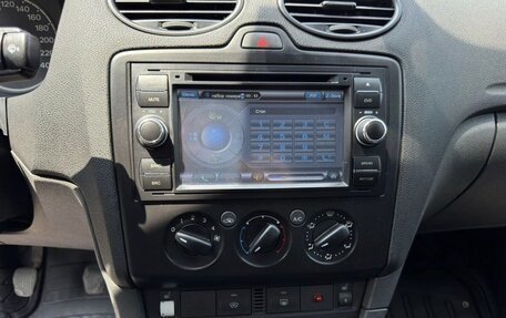 Ford Focus II рестайлинг, 2005 год, 400 000 рублей, 13 фотография