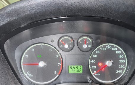 Ford Focus II рестайлинг, 2005 год, 400 000 рублей, 15 фотография