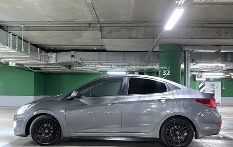 Hyundai Solaris II рестайлинг, 2011 год, 790 000 рублей, 6 фотография
