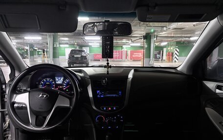 Hyundai Solaris II рестайлинг, 2011 год, 790 000 рублей, 16 фотография