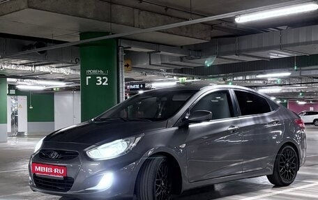 Hyundai Solaris II рестайлинг, 2011 год, 790 000 рублей, 7 фотография