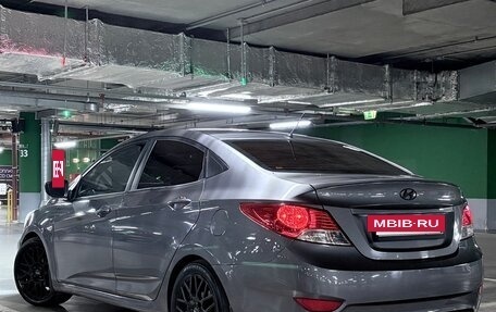 Hyundai Solaris II рестайлинг, 2011 год, 790 000 рублей, 5 фотография