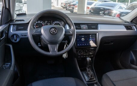 Skoda Rapid I, 2018 год, 1 040 000 рублей, 6 фотография