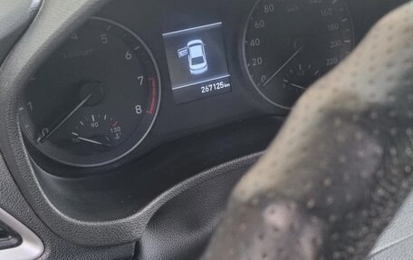 Hyundai Solaris II рестайлинг, 2018 год, 1 200 000 рублей, 7 фотография