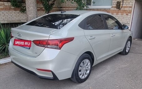 Hyundai Solaris II рестайлинг, 2018 год, 1 200 000 рублей, 4 фотография