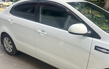 KIA Rio III рестайлинг, 2015 год, 930 000 рублей, 3 фотография