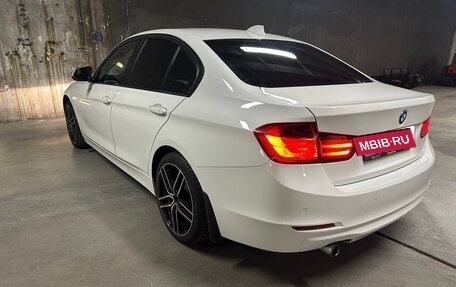 BMW 3 серия, 2013 год, 1 250 000 рублей, 11 фотография