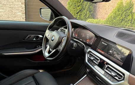 BMW 3 серия, 2020 год, 3 750 000 рублей, 14 фотография