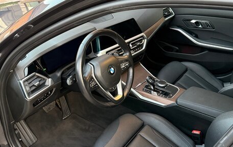 BMW 3 серия, 2020 год, 3 750 000 рублей, 10 фотография