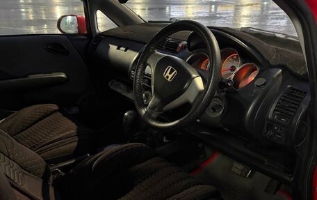 Honda Fit III, 2005 год, 195 000 рублей, 14 фотография