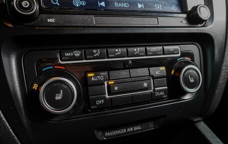 Volkswagen Jetta VI, 2012 год, 1 049 000 рублей, 13 фотография