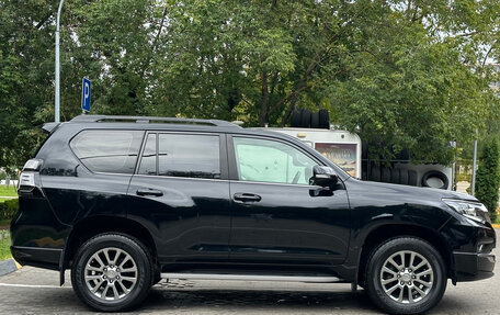 Toyota Land Cruiser Prado 150 рестайлинг 2, 2019 год, 6 200 000 рублей, 4 фотография
