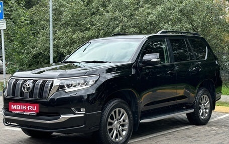 Toyota Land Cruiser Prado 150 рестайлинг 2, 2019 год, 6 200 000 рублей, 2 фотография