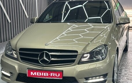 Mercedes-Benz C-Класс, 2012 год, 1 600 000 рублей, 1 фотография