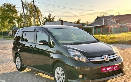 Toyota ISis I, 2010 год, 1 100 000 рублей, 1 фотография
