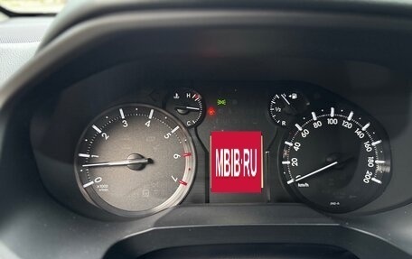 Toyota Land Cruiser Prado 150 рестайлинг 2, 2019 год, 5 800 000 рублей, 10 фотография