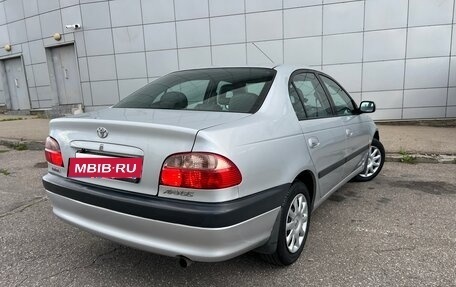 Toyota Avensis III рестайлинг, 2001 год, 800 000 рублей, 13 фотография
