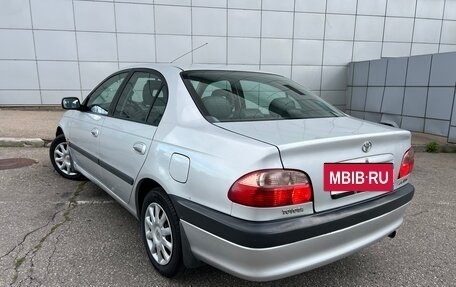 Toyota Avensis III рестайлинг, 2001 год, 800 000 рублей, 9 фотография