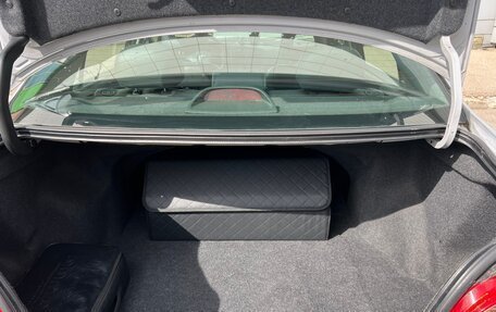 Toyota Avensis III рестайлинг, 2001 год, 800 000 рублей, 20 фотография