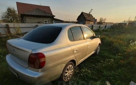Toyota Platz, 1999 год, 160 000 рублей, 3 фотография