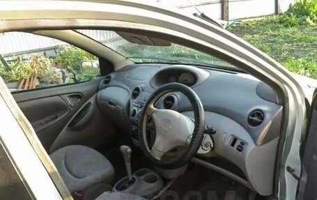 Toyota Platz, 1999 год, 160 000 рублей, 5 фотография