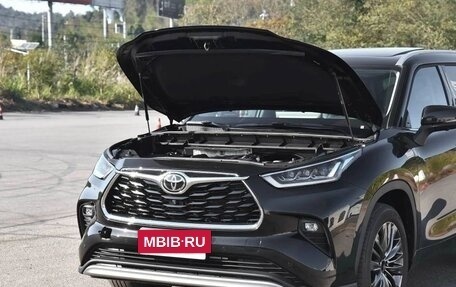 Toyota Highlander, 2026 год, 5 450 000 рублей, 9 фотография