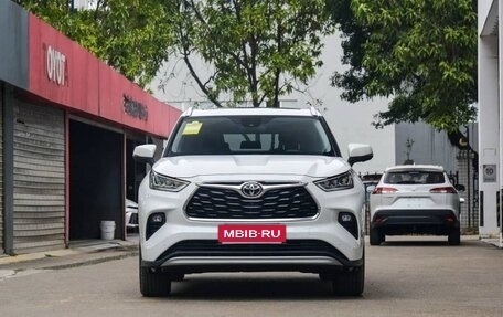Toyota Highlander, 2026 год, 5 450 000 рублей, 28 фотография