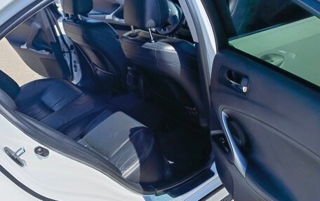 Lexus IS II рестайлинг 2, 2010 год, 1 650 000 рублей, 17 фотография