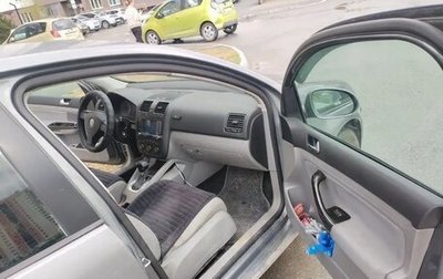 Volkswagen Golf V, 2006 год, 500 000 рублей, 1 фотография