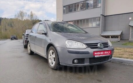 Volkswagen Golf V, 2006 год, 500 000 рублей, 2 фотография