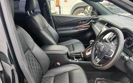 Toyota Harrier, 2016 год, 2 200 000 рублей, 5 фотография