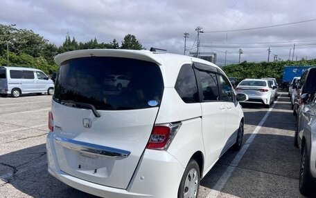 Honda Freed I, 2015 год, 735 911 рублей, 3 фотография