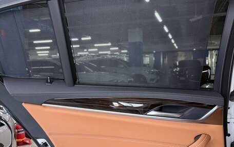 BMW 5 серия, 2021 год, 3 300 000 рублей, 10 фотография