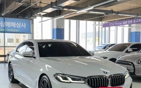 BMW 5 серия, 2021 год, 3 300 000 рублей, 3 фотография