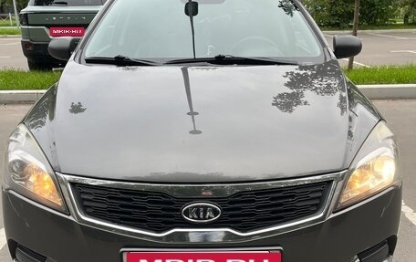 KIA cee'd I рестайлинг, 2010 год, 555 000 рублей, 1 фотография
