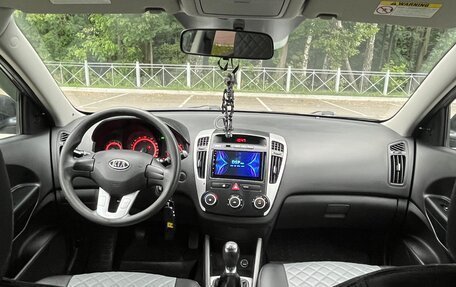 KIA cee'd I рестайлинг, 2010 год, 555 000 рублей, 3 фотография