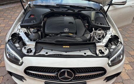 Mercedes-Benz E-Класс, 2020 год, 6 800 000 рублей, 3 фотография