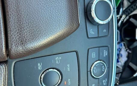 Mercedes-Benz GL-Класс, 2012 год, 2 500 000 рублей, 18 фотография