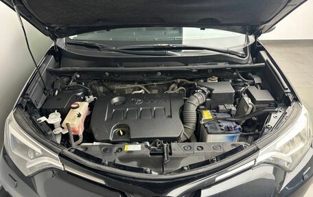 Toyota RAV4, 2015 год, 1 698 000 рублей, 21 фотография