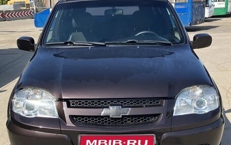 Chevrolet Niva I рестайлинг, 2010 год, 600 000 рублей, 1 фотография
