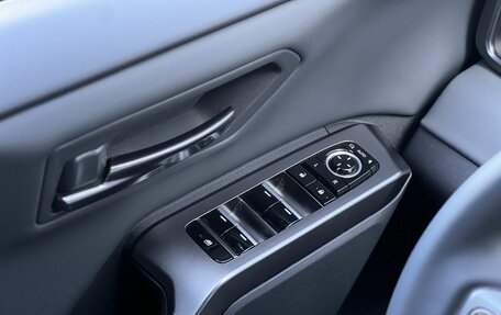Toyota RAV4, 2026 год, 4 090 000 рублей, 16 фотография