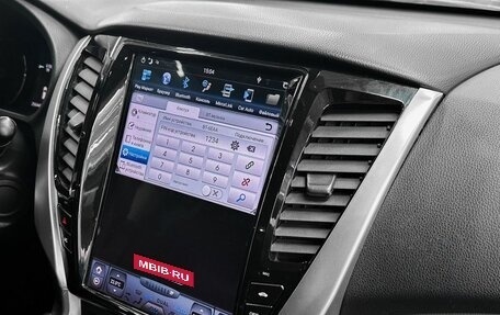 Mitsubishi Pajero Sport III рестайлинг, 2019 год, 2 999 900 рублей, 12 фотография