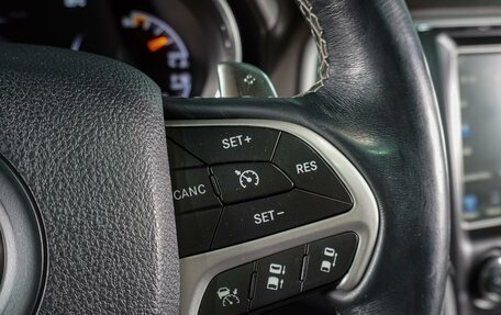 Jeep Grand Cherokee, 2013 год, 2 339 000 рублей, 23 фотография