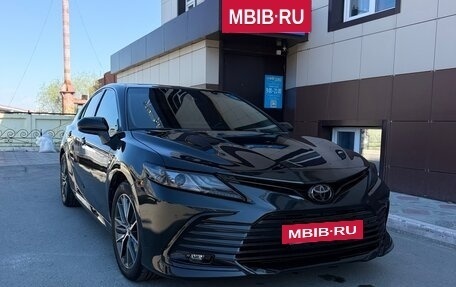 Toyota Camry, 2023 год, 3 600 000 рублей, 4 фотография