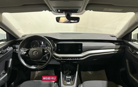 Skoda Octavia IV, 2021 год, 2 200 000 рублей, 22 фотография