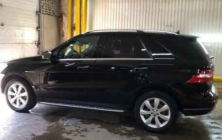 Mercedes-Benz M-Класс, 2013 год, 2 600 000 рублей, 4 фотография
