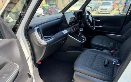 Toyota Voxy, 2025 год, 3 876 000 рублей, 11 фотография